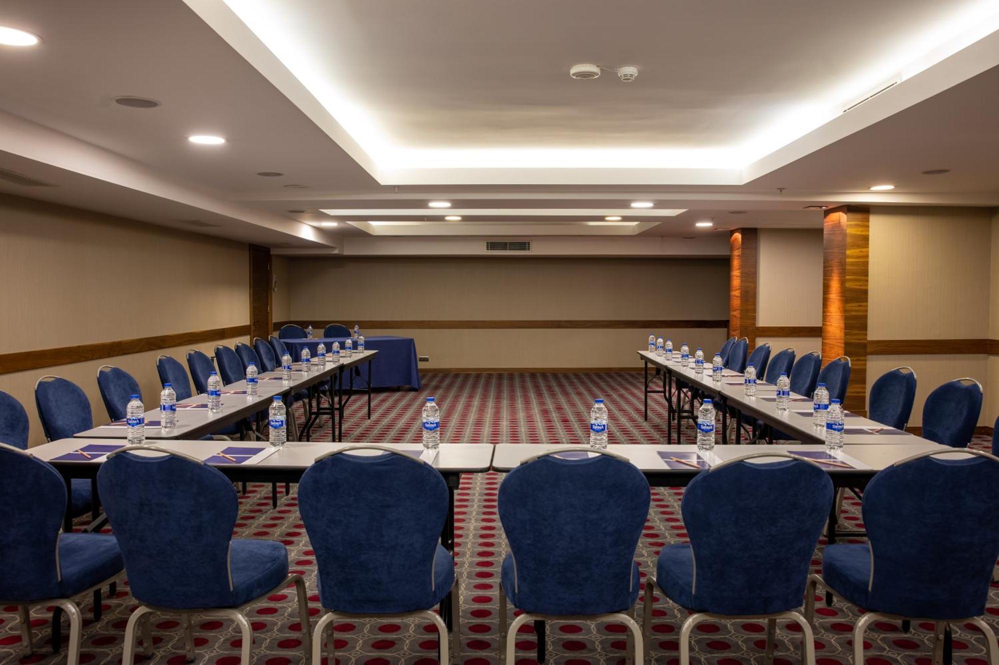 Anemon Kent Ankara Otel Buitenkant foto